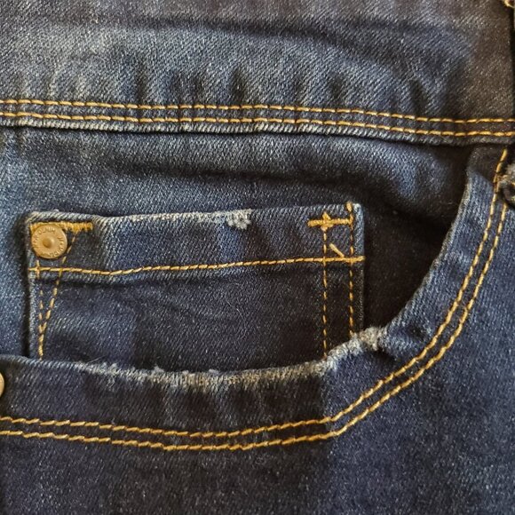 H&H by Harmony & Havoc SZ 14 Distressed Dark Wash Blue Denim Jean Shorts - Picture 3 of 8